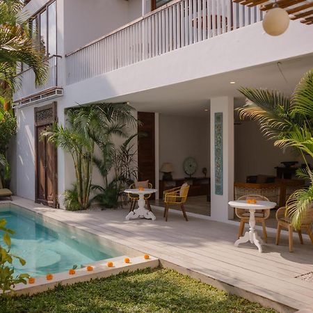The Bed By The Sea Bed & Breakfast Canggu  Exterior photo