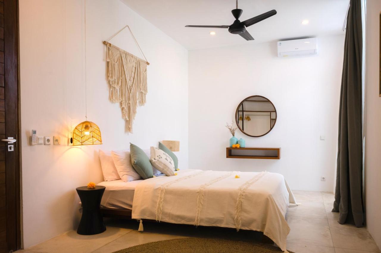 The Bed By The Sea Bed & Breakfast Canggu  Exterior photo