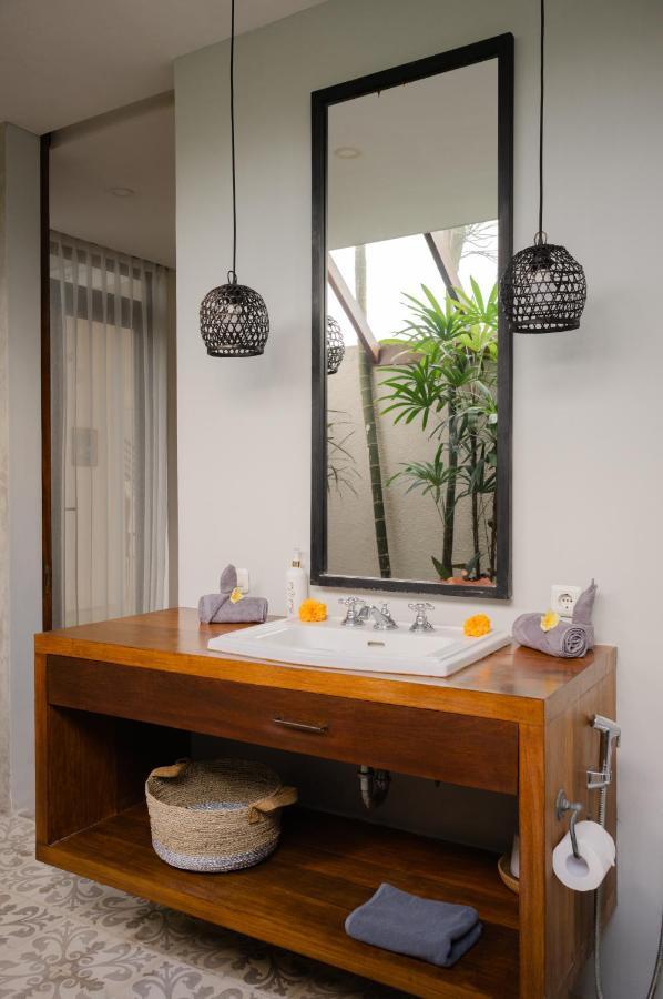 The Bed By The Sea Bed & Breakfast Canggu  Exterior photo