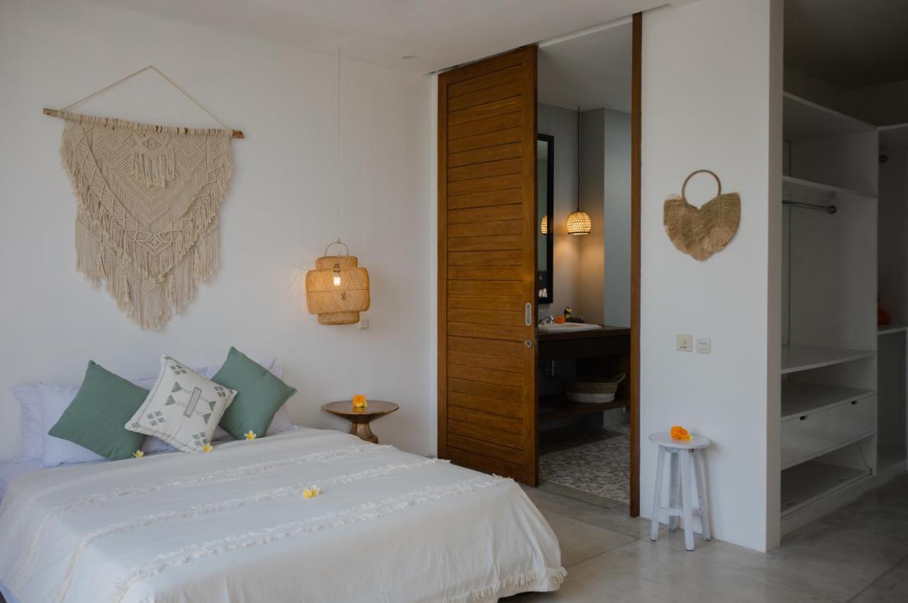 The Bed By The Sea Bed & Breakfast Canggu  Exterior photo
