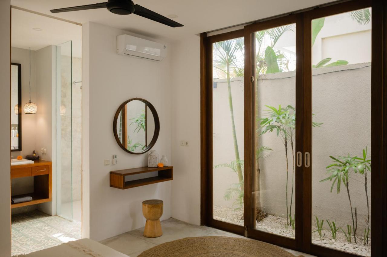 The Bed By The Sea Bed & Breakfast Canggu  Exterior photo