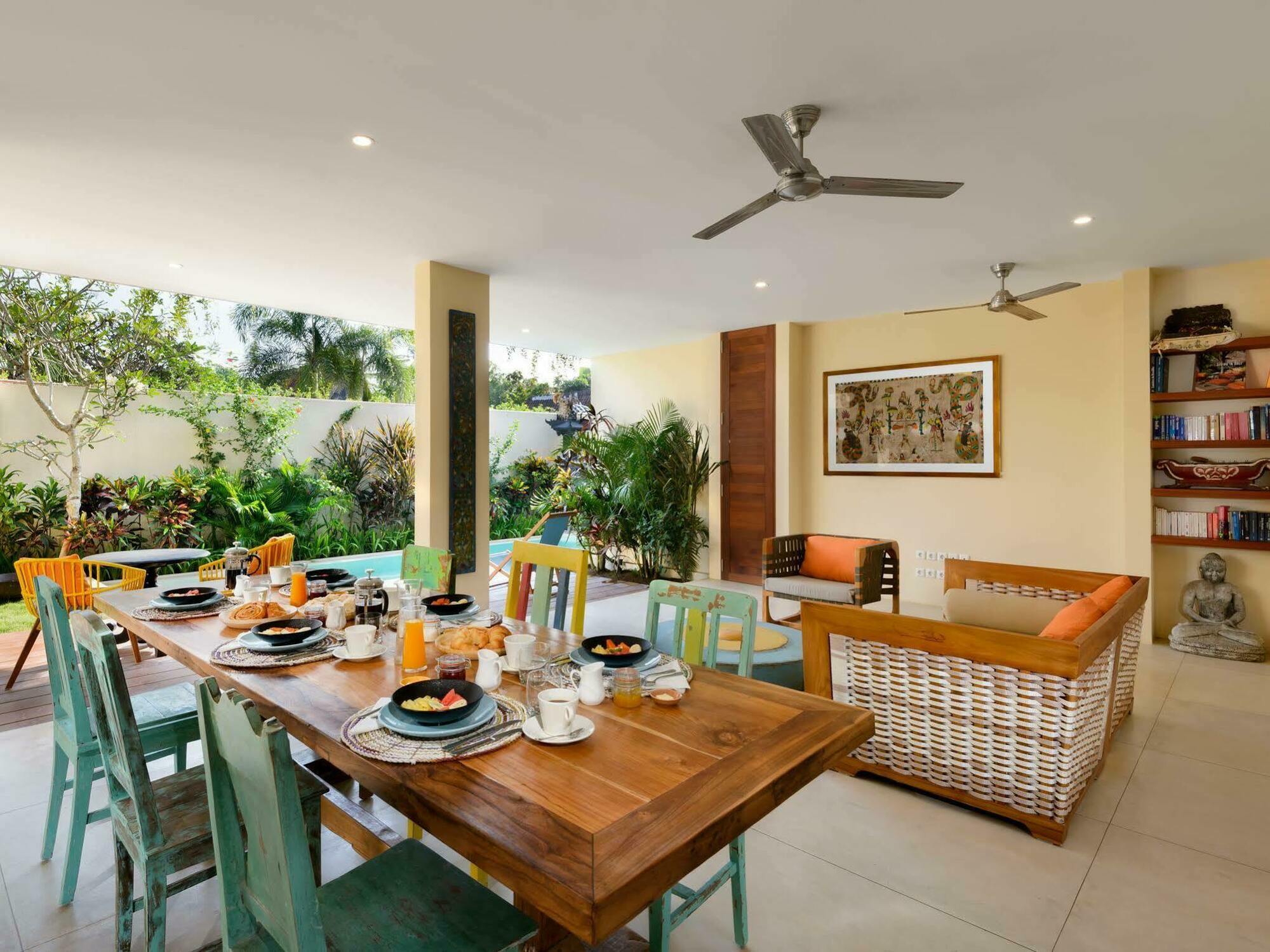 The Bed By The Sea Bed & Breakfast Canggu  Exterior photo